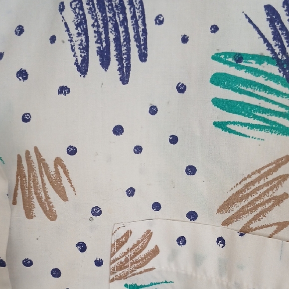 Women's Patterned Button Down Shirt - Picture 6 of 6